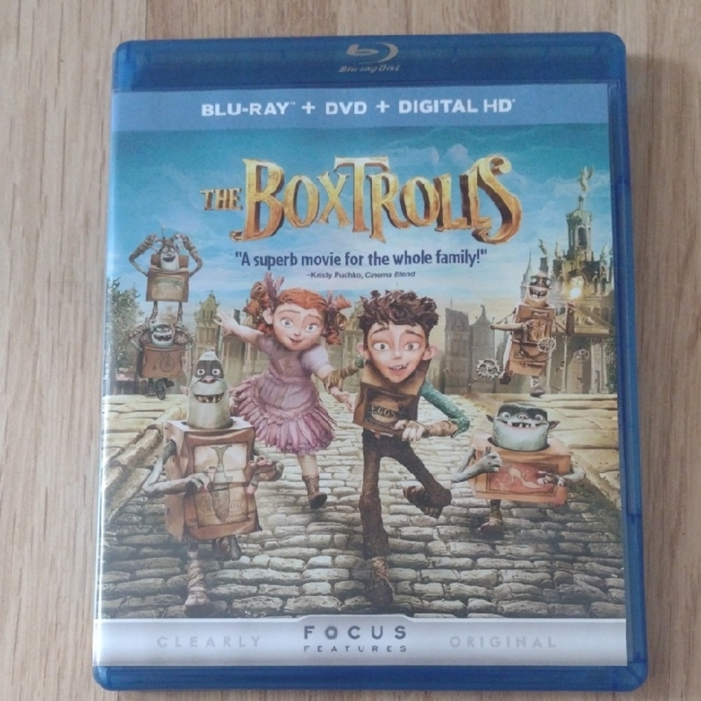 BOXTROLLS Family Movie Blue Ray & DVD 2014 Like New
